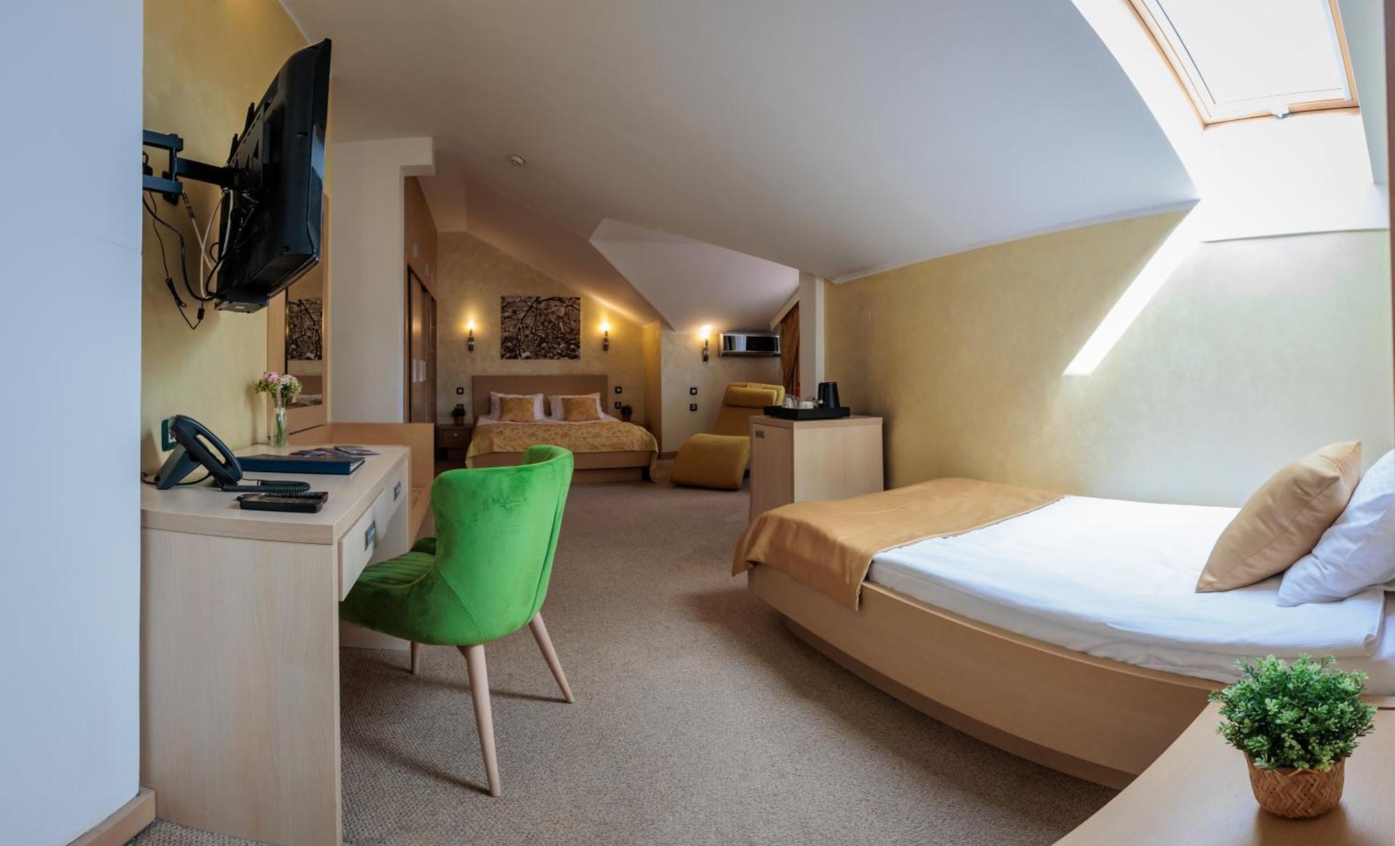 Euro Garni Hotel เบลเกรด ภายนอก รูปภาพ